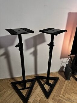 Soundking DB 039 Stojan pro studiové monitory