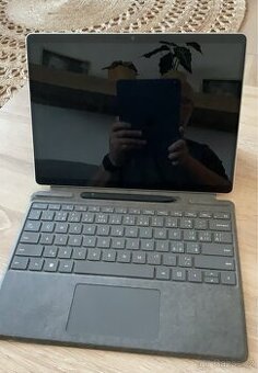 Microsoft surface pro 9