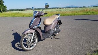 Piaggio Liberty 50 - možno jezdit bez řidičského průkazu