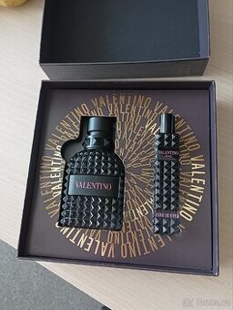 Valentino Born in Roma UOMO EdT dárkový set 50 + 15 ml
