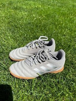 Salovky Adidas vel 33, stelka 20 cm