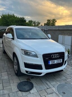 Audi Q7 3.0 176 kW servis 4x4