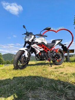 Benelli BN 125