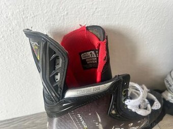 Bauer Hyperlite