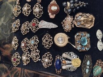 Prodám ,stará Jablonecka bizuterie