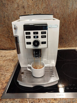 Automatický kávovar DeLonghi Magnifica S ECAM 13.123.W