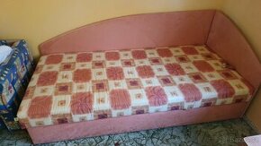 Válenda polohovací s úložným prostorem