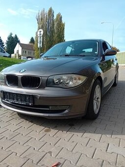 Bmw e87 118i 105kw benzin  R.v 07 najeto 220700km, stk 2027