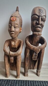 Dvojice ancestorálních figur kmen IGBO - Nigérie, dovoz 1950