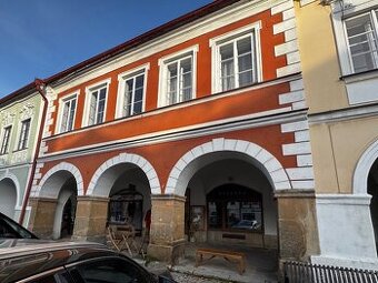 Pronájem 2+1, Smetanovo nám. Litomyšl - 1