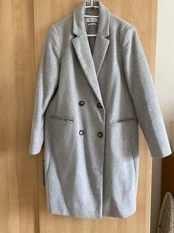 Vlněný kabát Reserved
