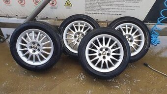 Kola elektrony na Alfa Romeo 156