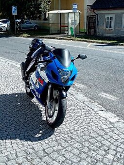 suzuki gsxr 600 srad R.v 2000