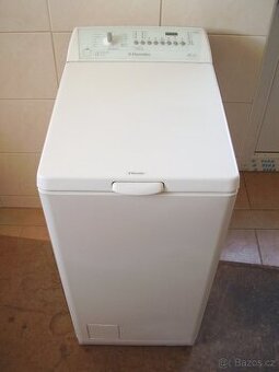 Pračka ELECTROLUX s vrchním plněním