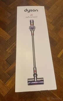 Tyčový vysavač Dyson V8 Advanced nový nerozbalený