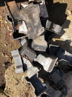 Forma na zamkovou dlazbu