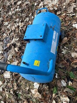 vzdušnik kompresoru 50l