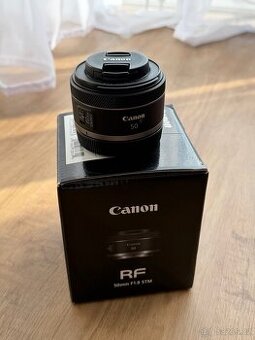Canon RF 50mm 1.8