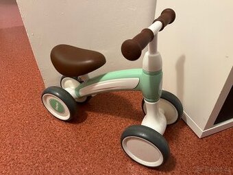 Odstrkovadlo motorka Cutey