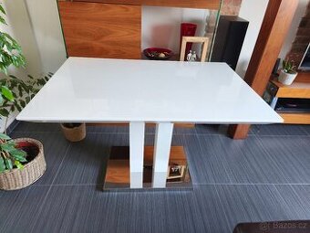 Jídelní stůl 120x80 cm s centrální nohou