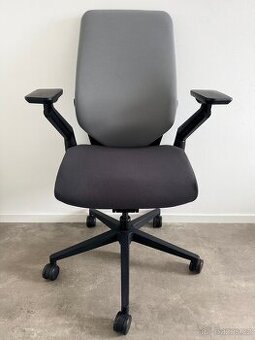 Kancelářská židle Steelcase Gesture