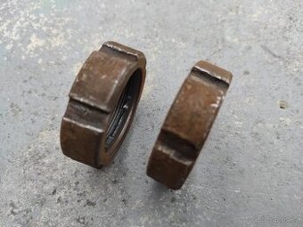 Jawa 250 matice výfuku