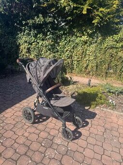 Skládací kočárek