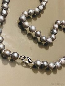Náhrdelník z pravých perel 7-8 mm stříbrná barva