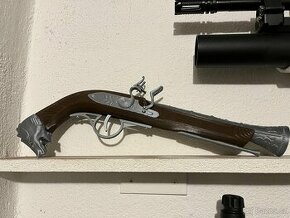 Flintlock pistol, replika, Křesadlová pistol