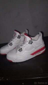 jordan 4 retro red wait
