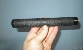 Policejní teleskopický obušek - 1