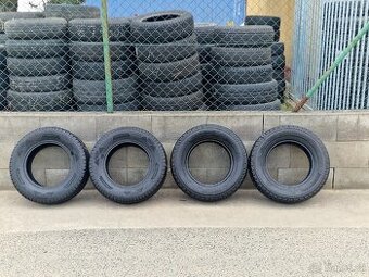 215/70/15C Letní pneu 2x Bridgestone 2x Barum
