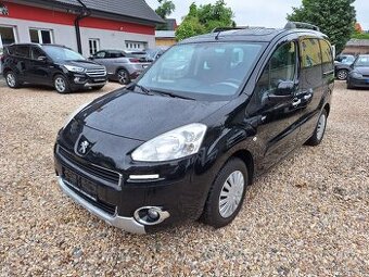 Peugeot Partner 1.6i 72KW Tepee , S.Kniha, Panorama ,1xmajit