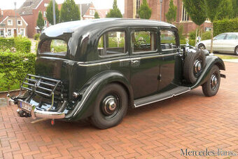 Mercedes Benz 260D