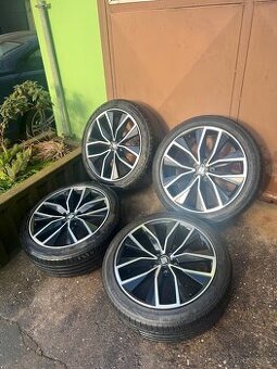 Letní kola R19 Seat atecca Škoda Karoq - 1