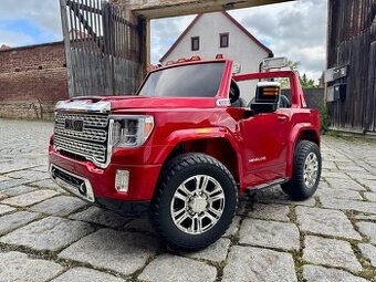 Dětské elektrické autíčko GMC Denali 4x4