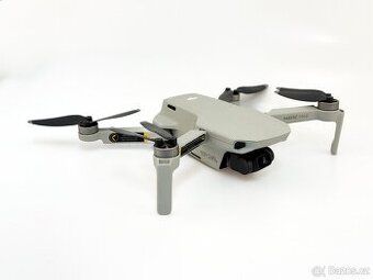 DJI Mavic Mini Fly More Combo