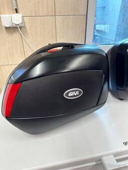 Kufry na motorku Suzuki V-Strom 750 - 1