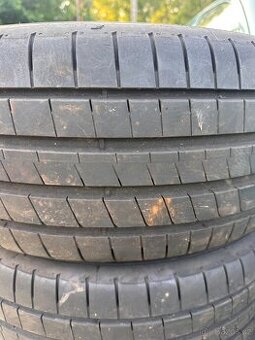 225/45 r17 good year zánovní sada (letní sada )