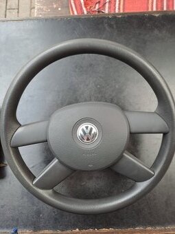 Vw golf 5 volant.