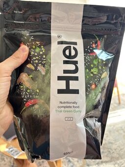 Huel instantni thai curry nove 658g
