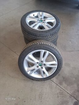 Fabia II roomster, 205/45R16 alu kola