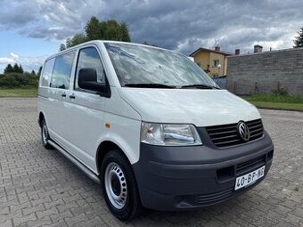 VW TRANSPORTER T5 1.9TDI 77KW 6 MÍST R.V.2004