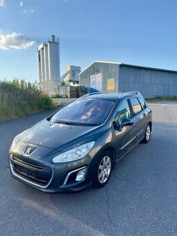 Peugeot 308 SW 1.6HDi 2012 r.v. 200xxx