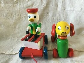 dřevěný pejsek , kacer, klaun