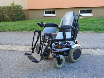 Elektrický invalidní vozík,nové baterie