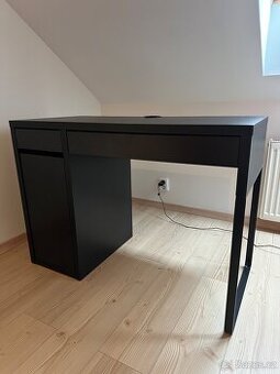 Psací stůl ikea Micke