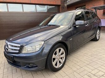 MERCEDES -BENZ / C200 / W204 / 100KW / NAVI / TAŽNÝ / 1.MAJ