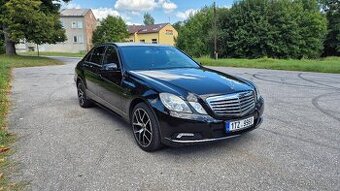 Mercedes-Benz E200 CGI (W212) – 1.8 Turbo, 135 kW, manuál