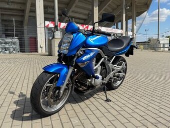 Kawasaki ER6N 53kw 20tis km
